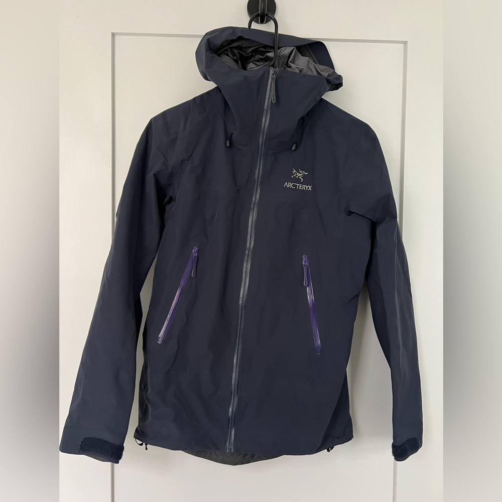 Arc'teryx Beta LT - Picture 2 of 8